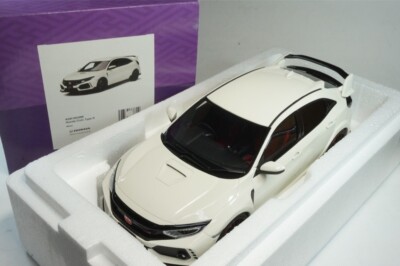 Kyosho samurai 1/18 Honda Civic Type R White Resin model KSR18029W