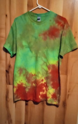 Handmade Tie Dye M Gildan T-shirt Unisex Heavy Cotton Multi Color Short Sleeves - Picture 2 of 5