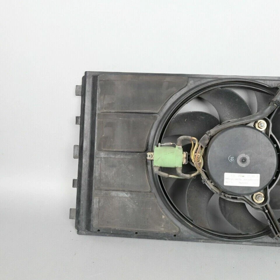 2001-2005 Porsche 911 Turbo C4S Radiator Cooling Fan 99662412700 OEM Used - Imagem 3 de 4