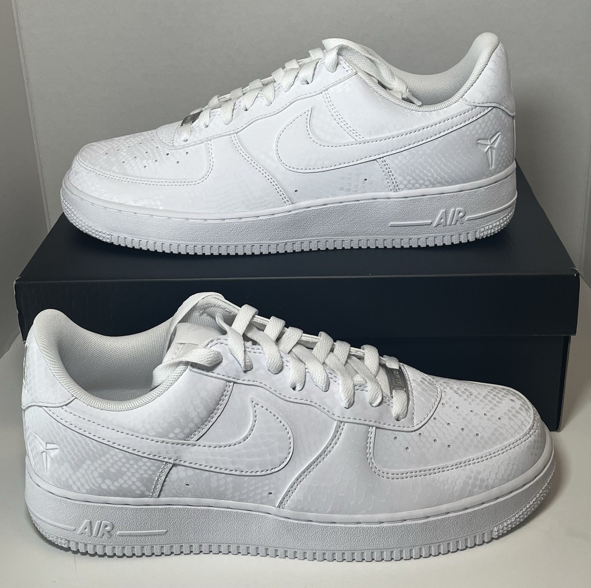 Kobe Bryant × Nike Air Force 1 Low 27.5㎝ The Kobe Bryant x Nike Air Force 1 Low is One of the Rarest
