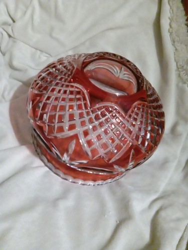 10.5x7" Vintage Bohemian Cranberry Cut to Clear Lead Crystal Bowl - Picture 6 of 8