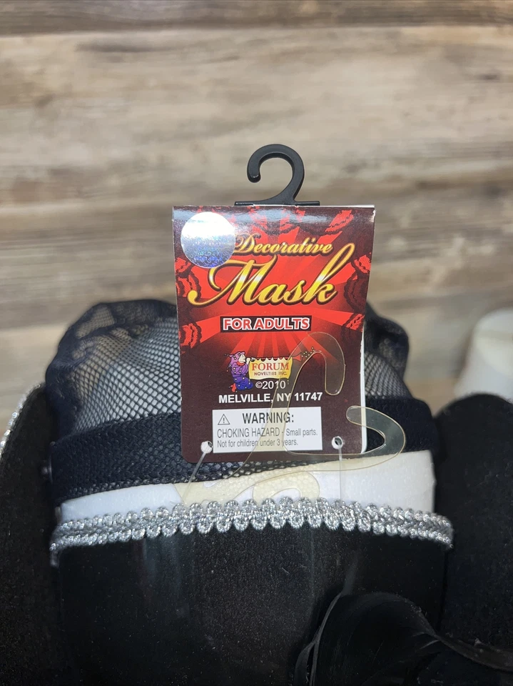 Black & Silver Venetian Mask Adult Size by Forum Novelties NEW - Image 4 of 4