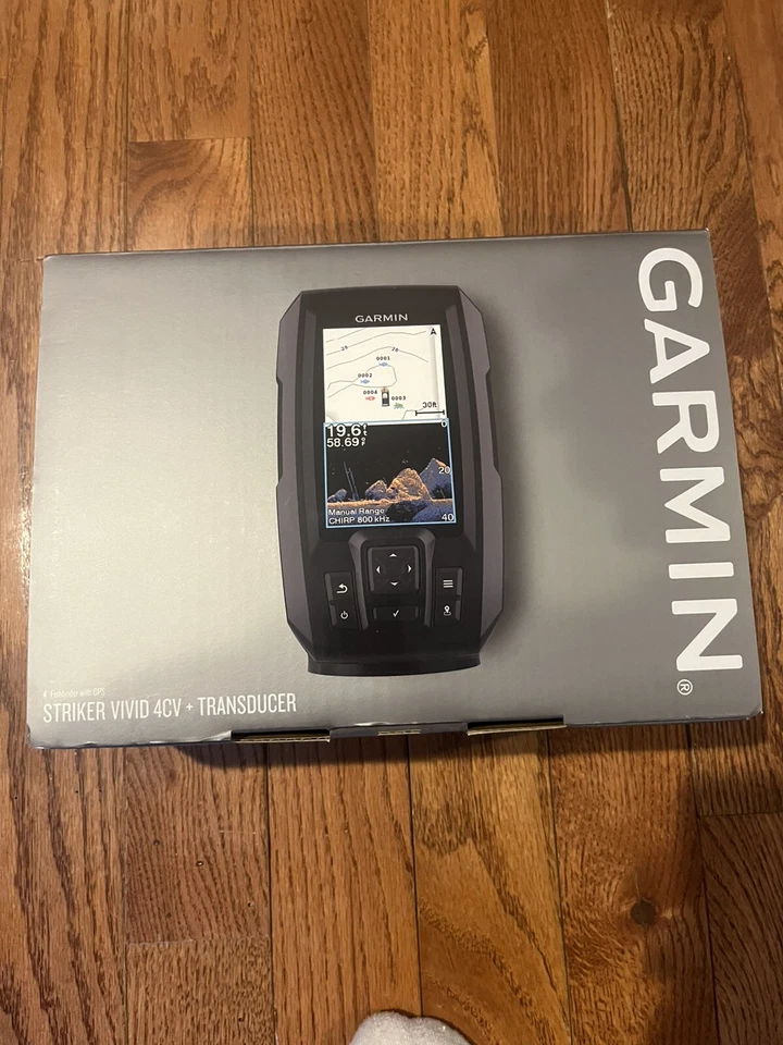 Garmin Striker Vivid 4CV с преобразователем | Включает портативный рыболовный комплект - Изображение 2 из 4