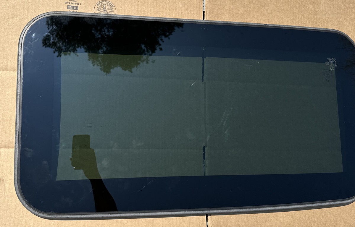 2007-2012 MAZDA CX-7 CX7 SUNROOF SUN ROOF GLASS PANEL assembly