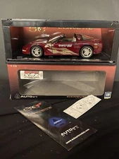 AutoArt 2002 Chevrolet Corvette Indy 500 Pace Car 50th Anniversary
