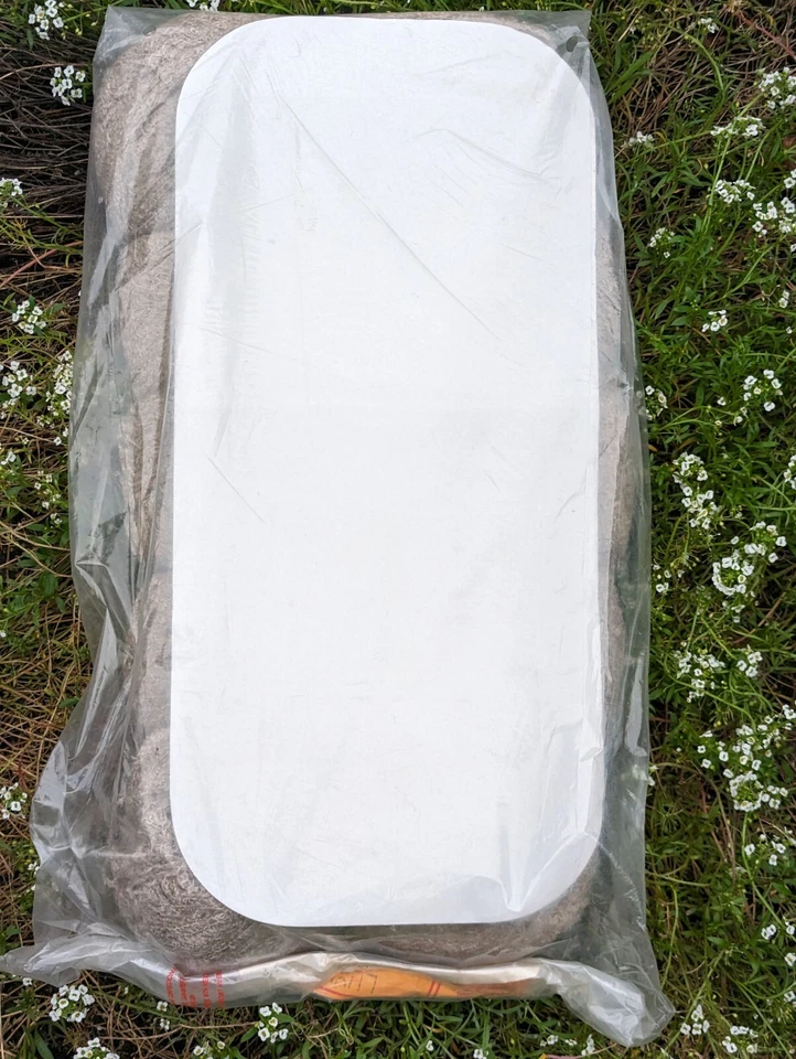 10 LUXUS Balls Katia Boutique Colection Taupe Shimmer Factory Packed Spain - Image 3 of 4