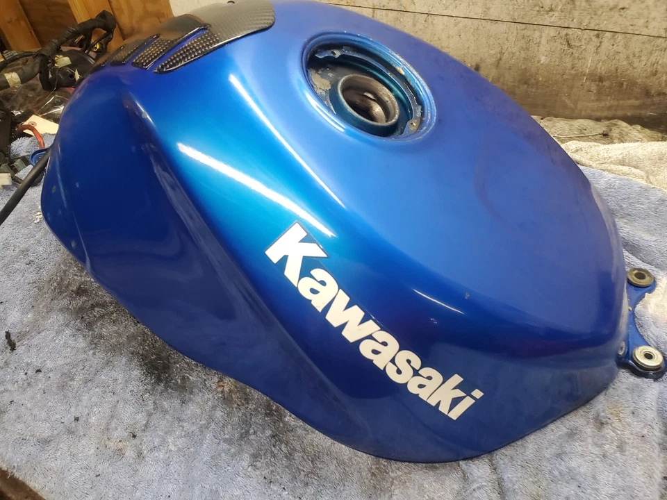 Kawasaki ZX6R Ninja ZX6 ZX 6 R 2001 tanque de gasolina tanque de combustible Foto 2 de 4