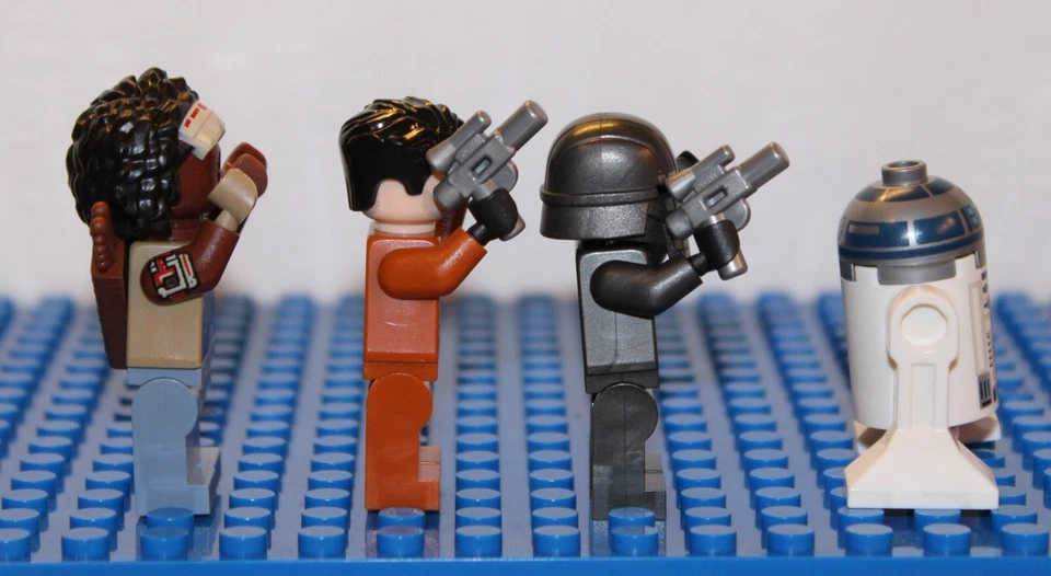 4 minifiguras Star Wars Lego do conjunto #75273 (SW1088 SW1089 SW0931 SW1085) - Imagem 4 de 4