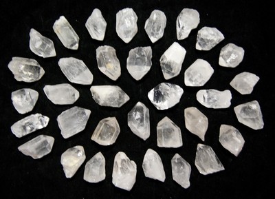 Quarzkristall Heilgitter Netzpunkte 500 Gramm 35 Stück 1'' - 1,5'' genaues Set 02