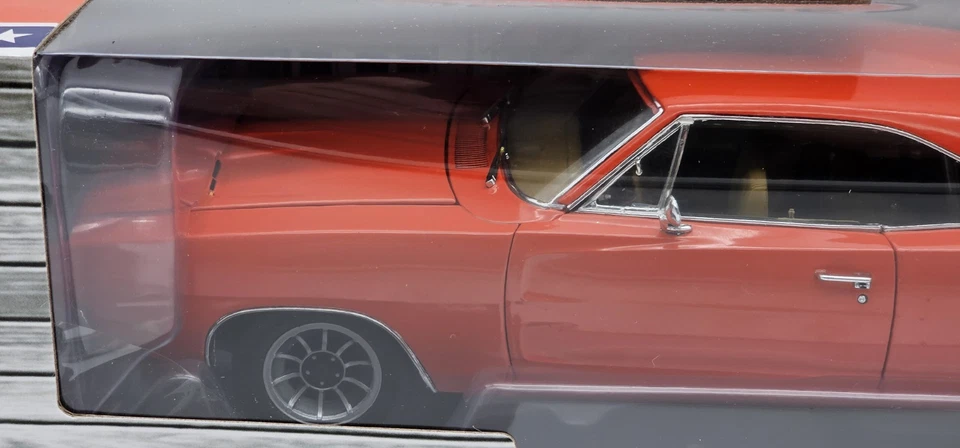 General Lee Dukes Of Hazzard 1:18 Auto World Cooter's Edition NOVO NA CAIXA RARO - Imagem 4 de 4