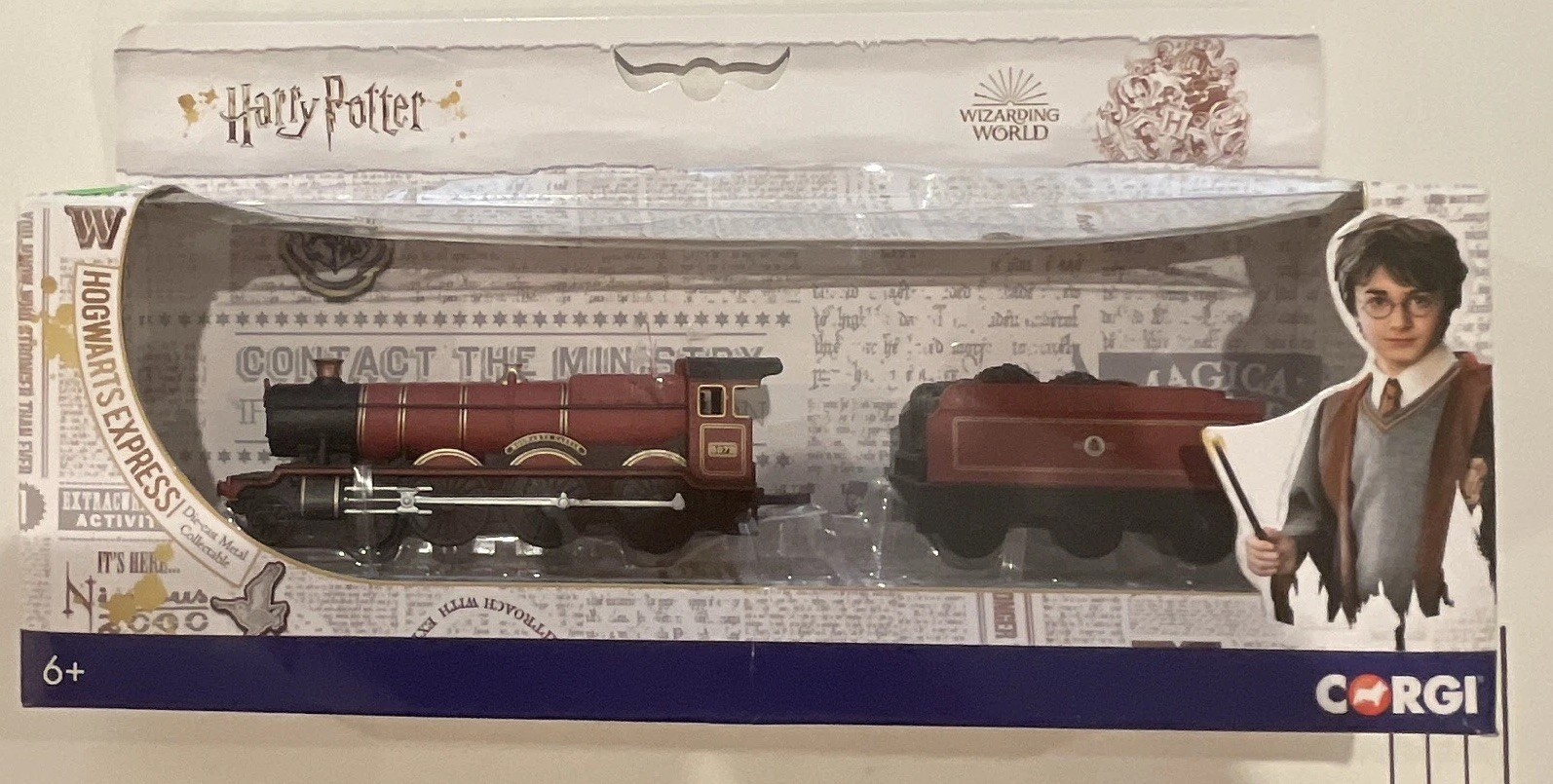 Corgi Harry Potter Hogwarts Express Diecast Train Engine Red Black ...