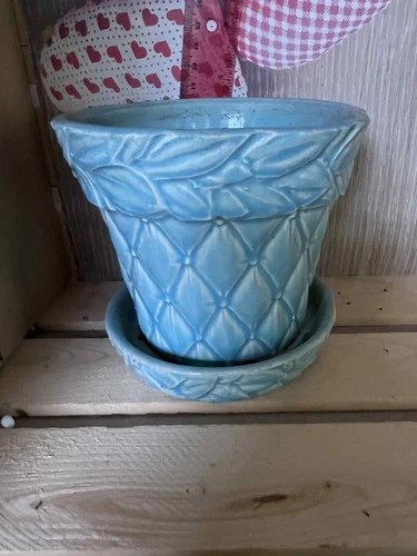 Vintage 1930s NELSON McCOY Leaves Berries HOBNAIL Planter Flower Pot Pottery