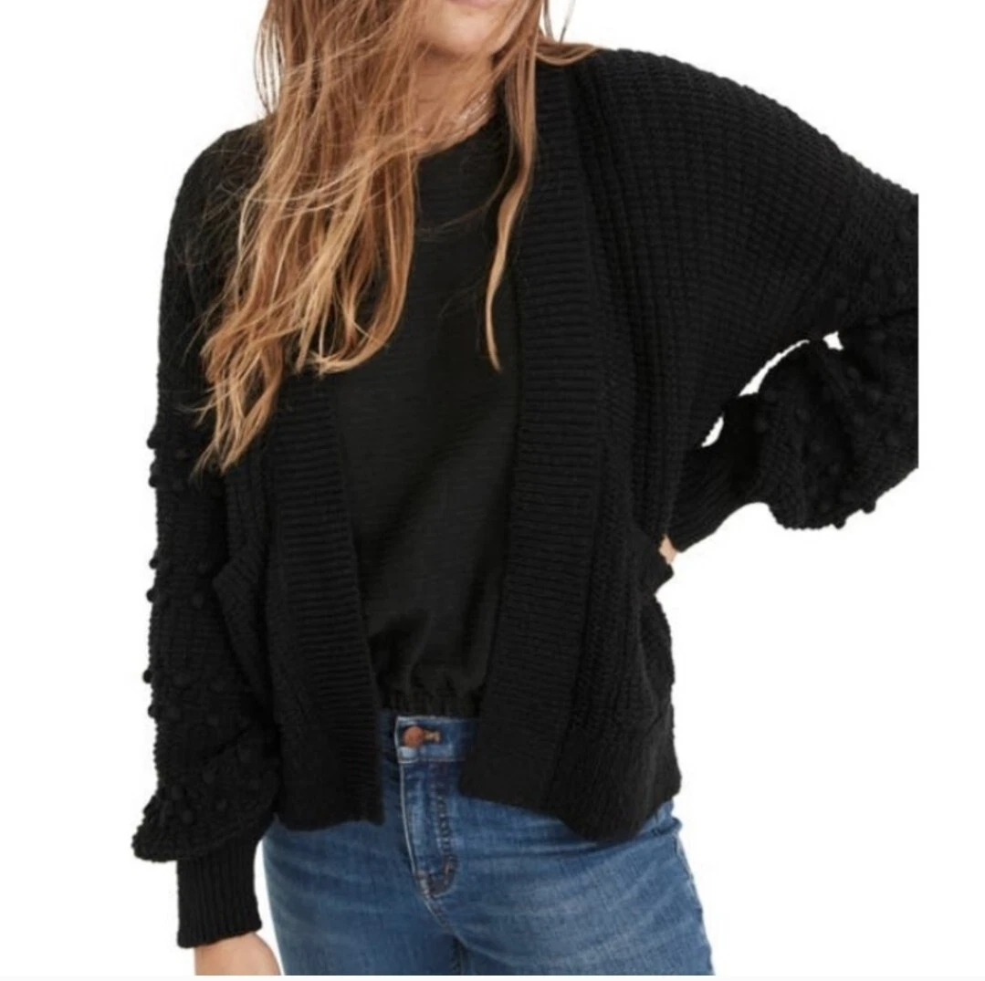Black bobble top sleeve cardigan