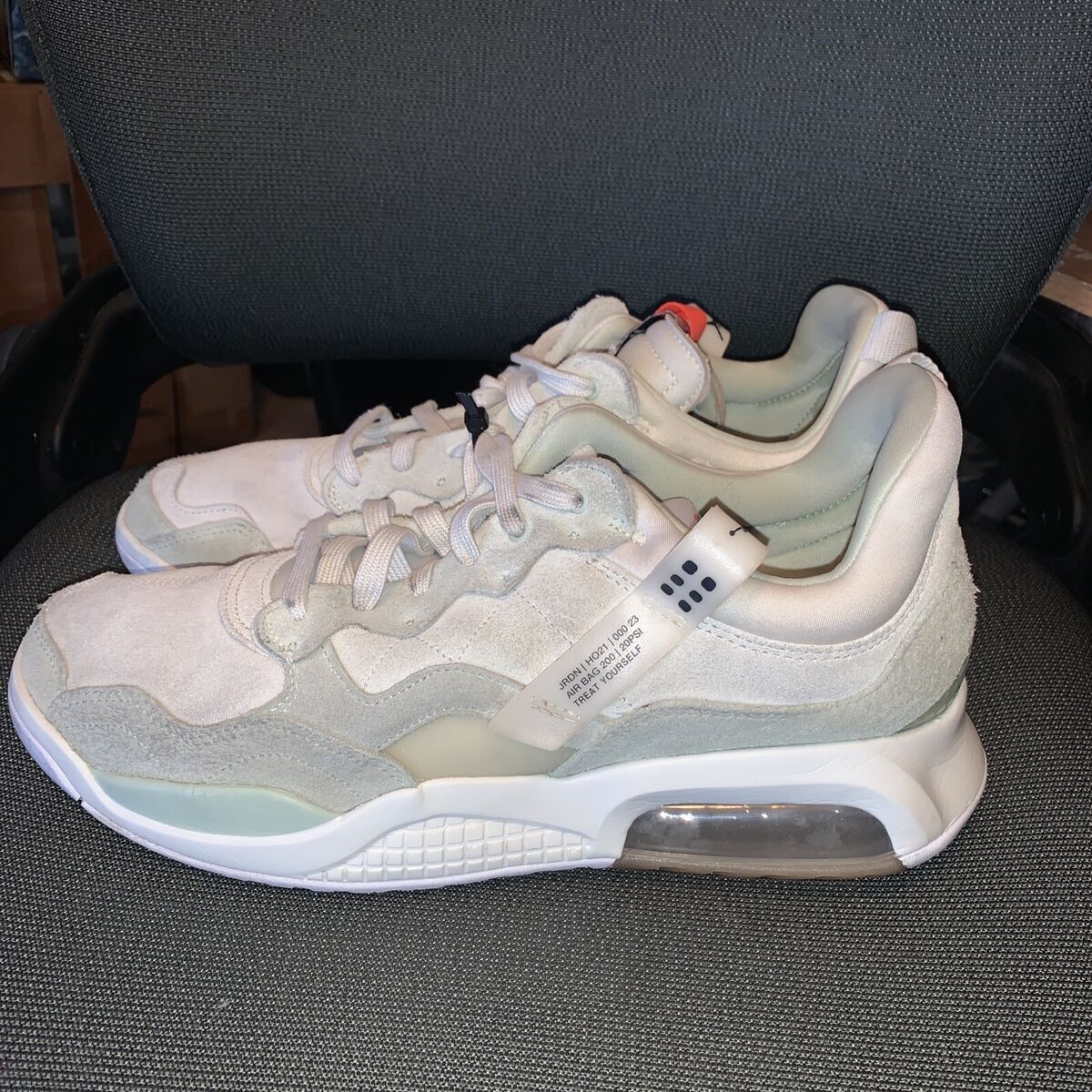 Nike Air Jordan MA2 Men's Size 13 HoneyDew Sea Glass Green Nike Air Jordan MA2 Men's Size 13 HoneyDew Sea Glass Green