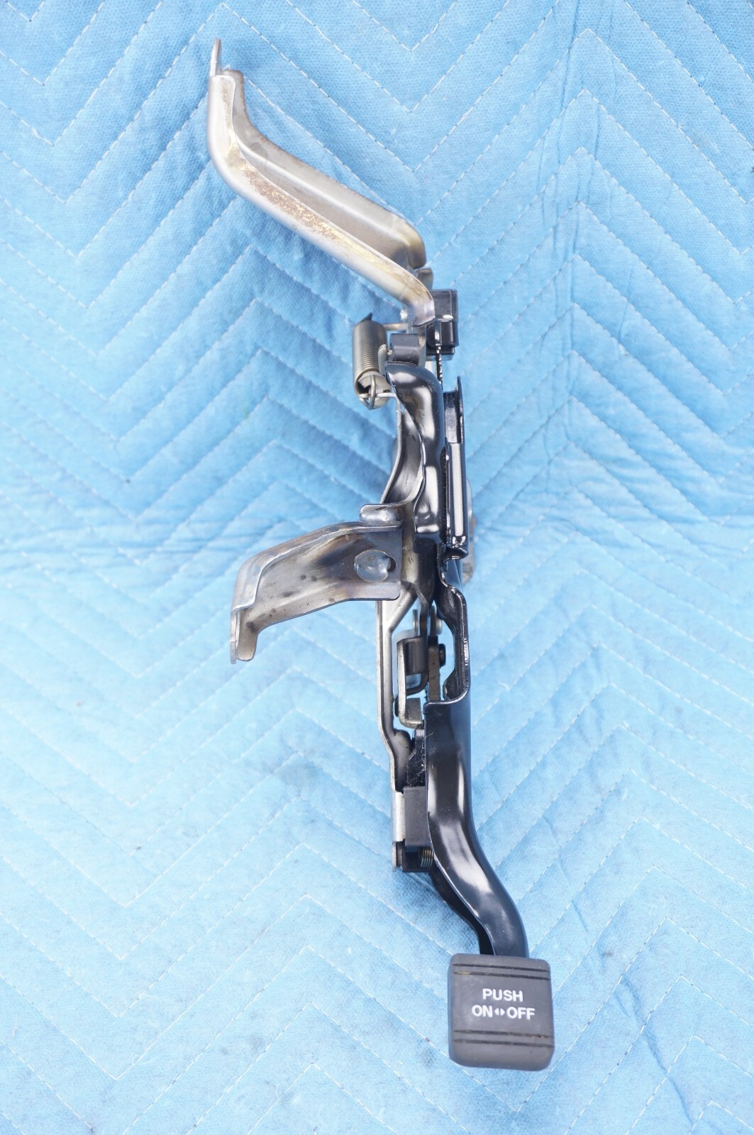 Toyota Camry Emergency Parking Brake Pedal 2007-2011 OEM | eBay