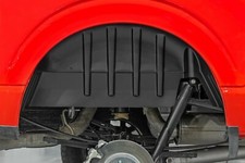 Forro de pozo de rueda trasera Rough Country para Ford F-150 2x2/4x4 2021-2024 4213A