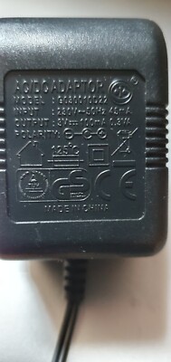 Adapter, AC/DC, Model G030010D22, gebraucht