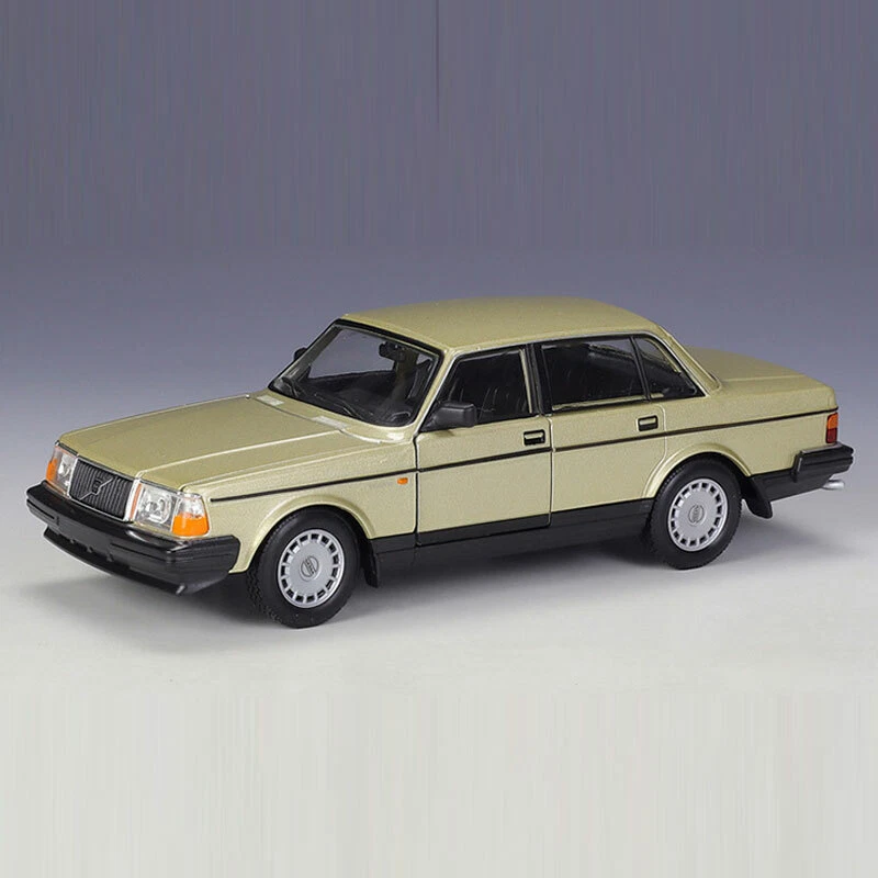 1:24 Volvo 240 GL Model Car Diecast Vehicles Doors Open Turning Wheels Gold - Image 3 of 4