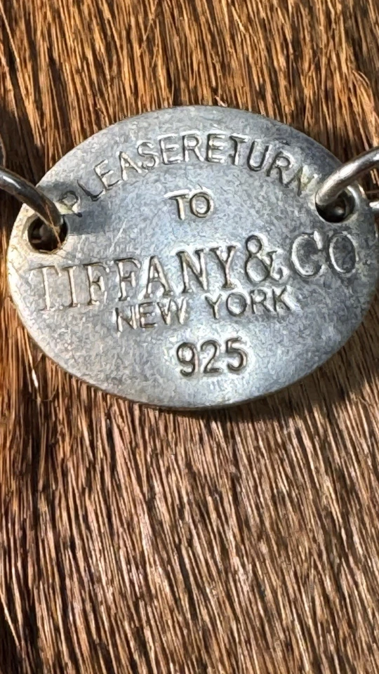 Tiffany & Co. Return to Tiffany Oval Authentic Silver Bracket 9 Inch Silver 925 - Image 2 of 4