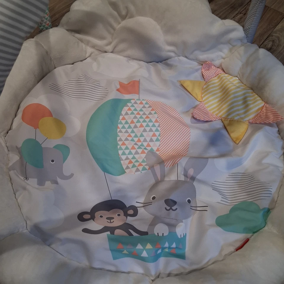 Alfombra de juego y actividad Skip Hop forro plateado nube bebé Foto 3 de 4