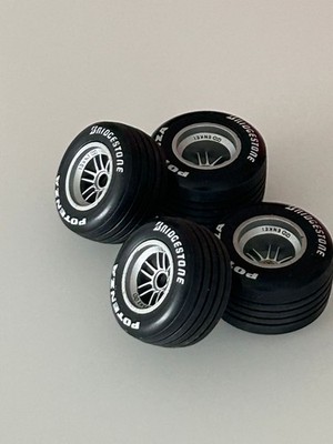 Enkei F1 Felgen Satz, Wheels, Bridgestone, Potenza, Diorama -  scale 1/18