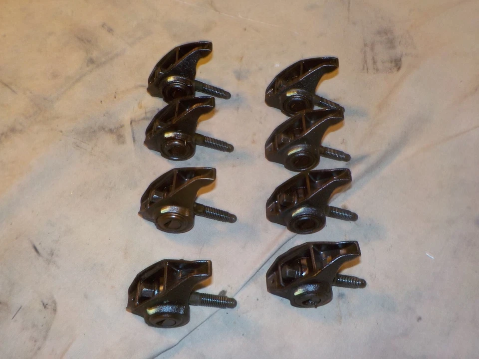 05 06 GMC Sierra 1500 5.3 set of (8) rocker arms from L33 engine option Foto 2 de 3