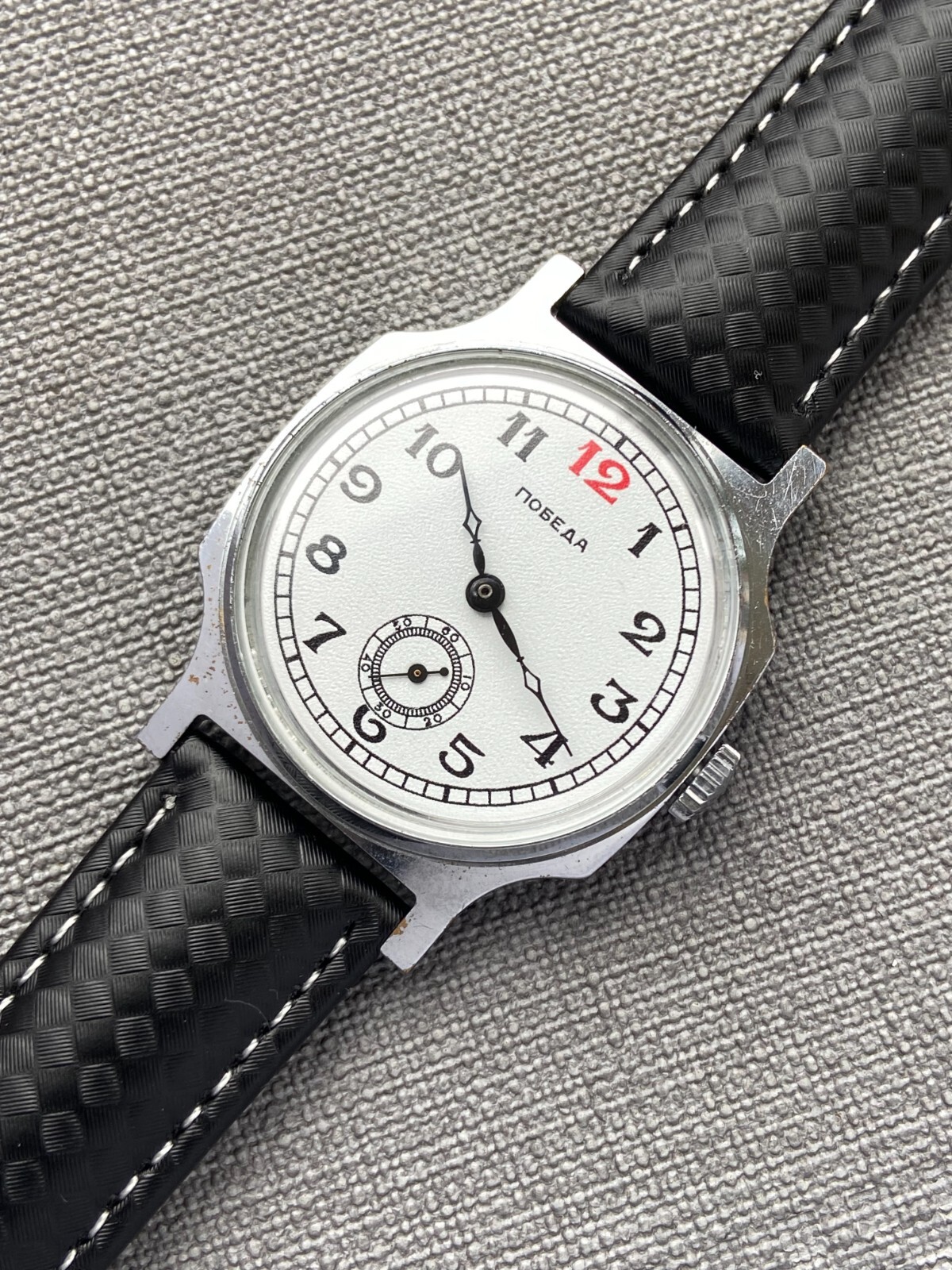 Vintage Soviet Pobeda ZIM 2602 Mechanical Men's Wristwatch