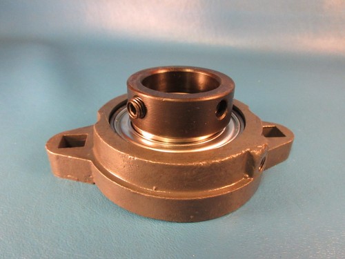 PEER FHFX206-20G, 2 Bolt Flange Unit, Eccentric Locking Collar, Single Lip Seals - Picture 5 of 9