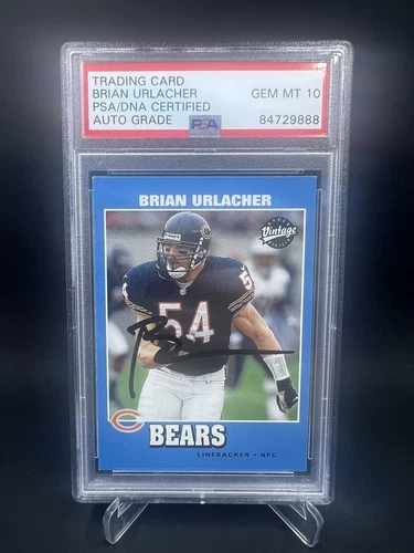 Brian Urlacher Signed 2001 Upper Deck Vintage IP Auto PSA/DNA Chicago Bears