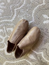 Capezio Jazz slip on beige EJ2 6 5 M Dancewear