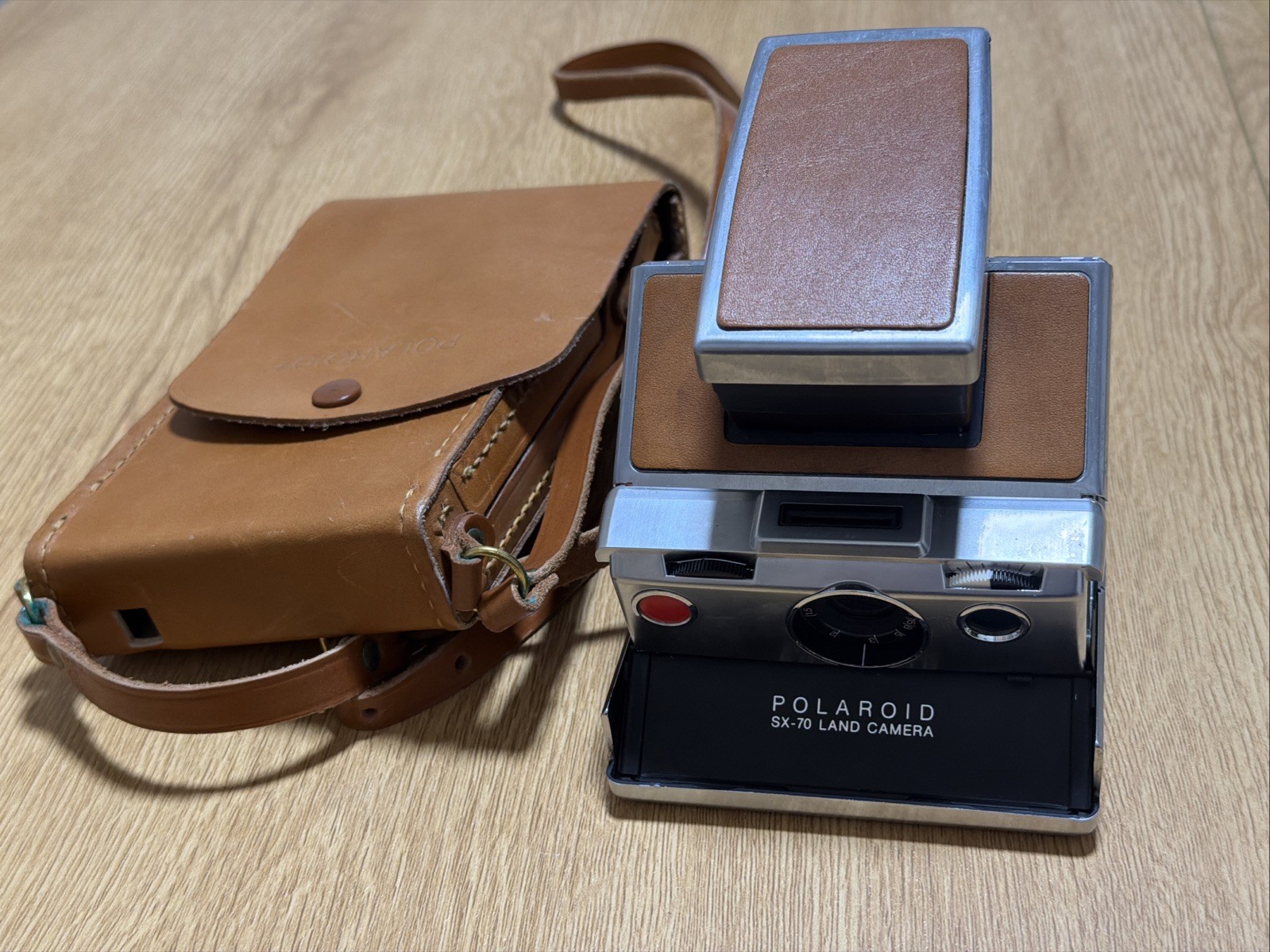 Polaroid SX-70 vintage camera equipment - eBay listing photo 1
