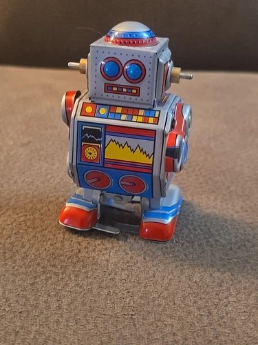 Vintage Schylling Tin Wind Up MS 235 *