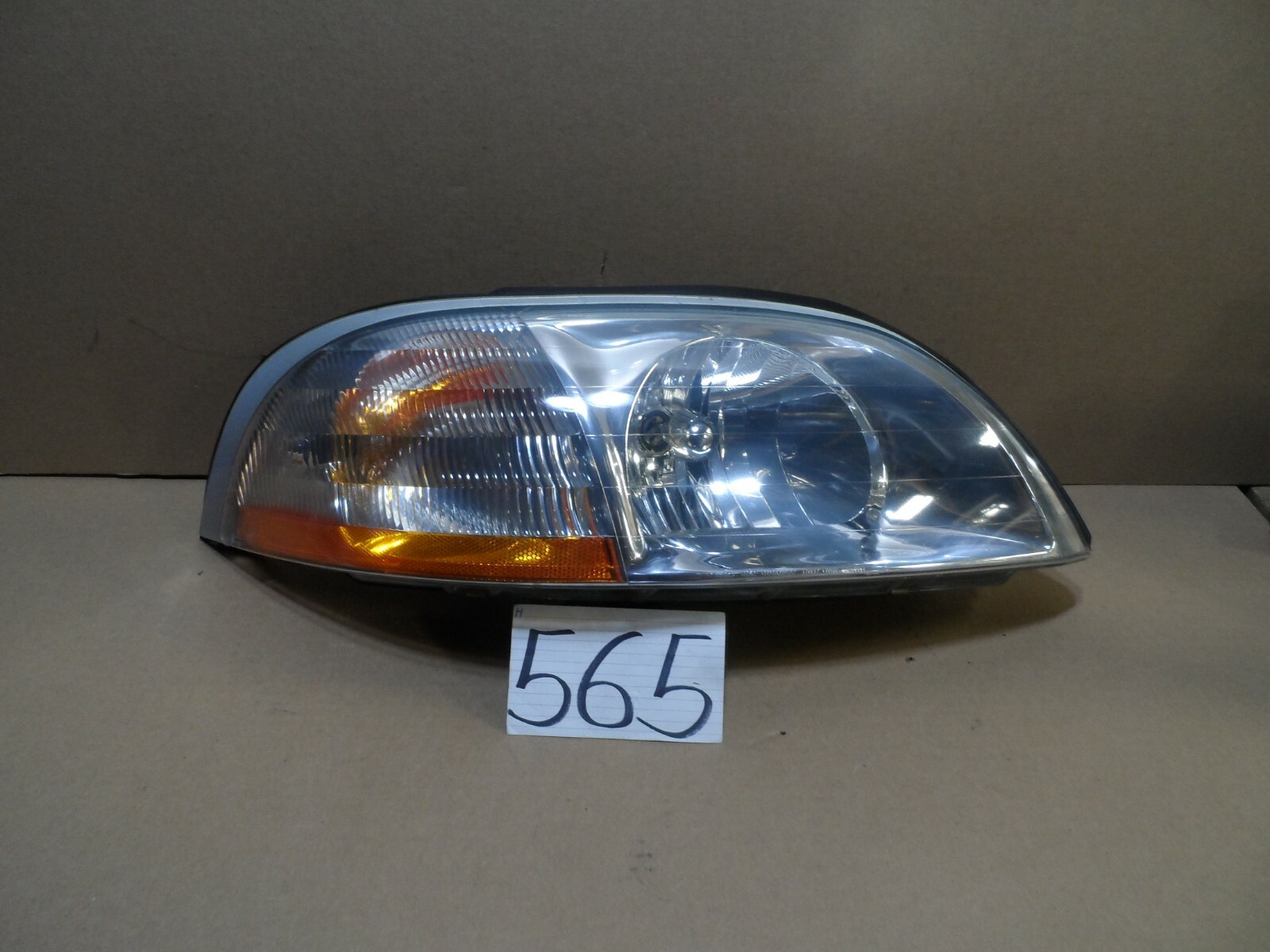 01 02 03 Ford Windstar PASSENGER Side Used Headlight Front Lamp #565-H 