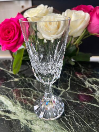 Un verre à eau Cristal Baccarat modèle d'Assas très bon état - Picture 1 of 4