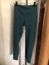 Womens 90 Degree By Reflex Green Leggings size S EUC