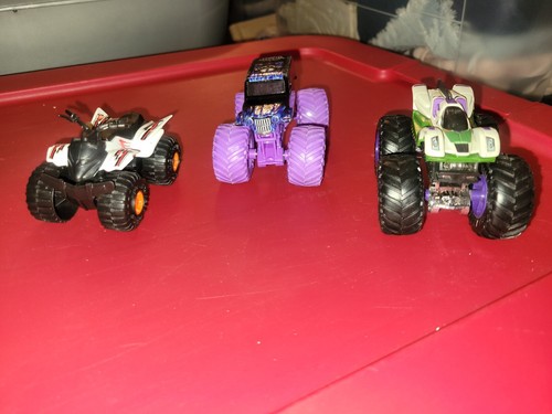 3 Stück Hot Wheels Monster Jam Off Road Grave Digger - Bild 3 von 7