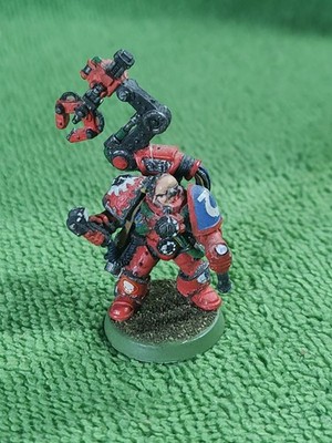 Warhammer 40k - Space Marine Tech marine - 2nd Ed. Metal OOP Painted Missing Axe
