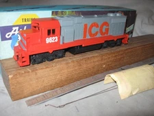 X3894 HO ATHEARN ICG RR 9623 EMD GP38-2 DIESEL LOCO