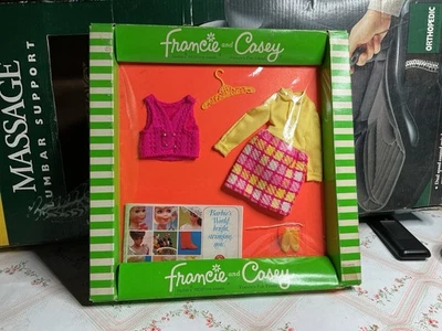 FRANCIE outfit # 1224  de 1965    VESTED INTEREST   neuf En Boîte D’origine  - Photo 1/2