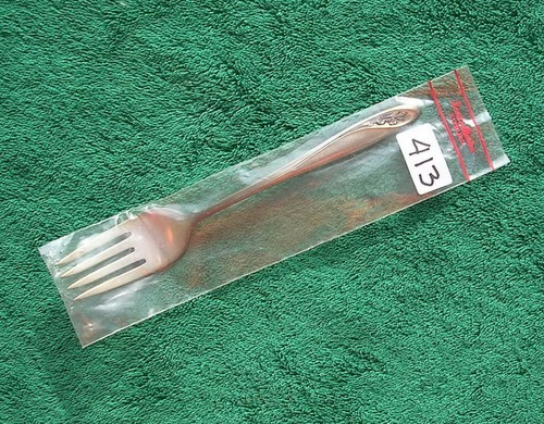 Petite Fleur by Reed & Barton Sterling Silver Salad Fork 6 1/2" STOCK #413 - Picture 5 of 6