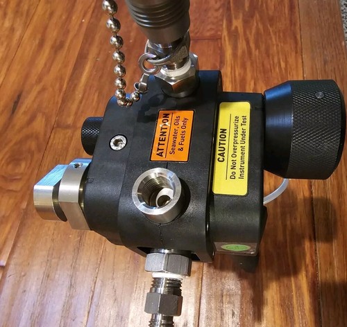 King PV411 Calibration Multi-function Hand Pump King 3750 10,000 psi - Picture 7 of 11