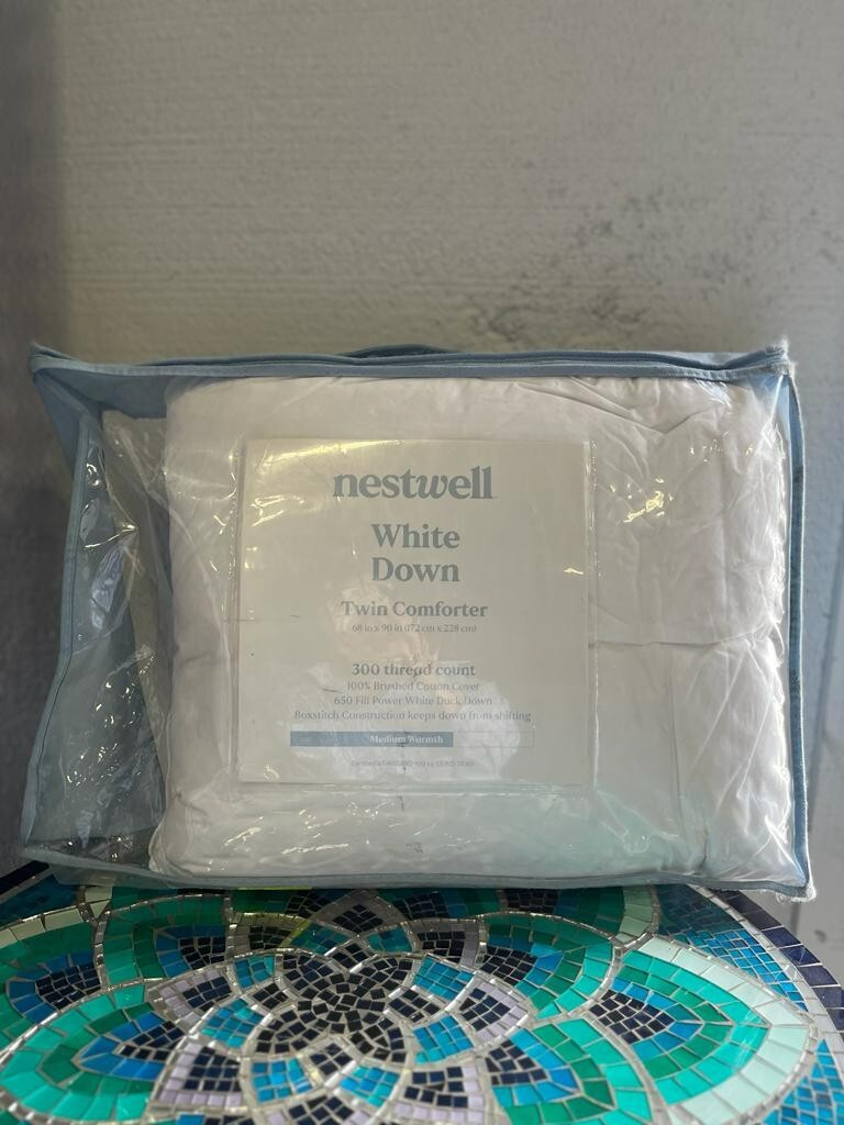 nestwell medium warmth down comforter