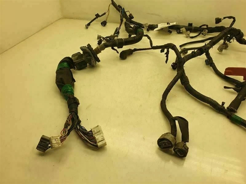 Conjunto de arnés de cables de motor Toyota Corolla CE LE S 2003-2004 82126-02020 Foto 3 de 4