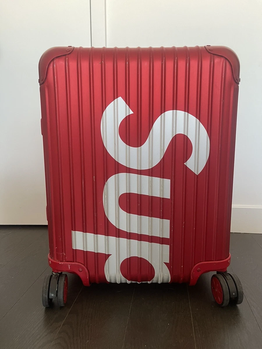Fake supreme suitcase hotsell