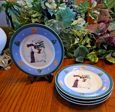 Set Of 4 Pfaltzgraff Polar Snow Bear 8.5" Salad Snack Plates Christmas Tree
