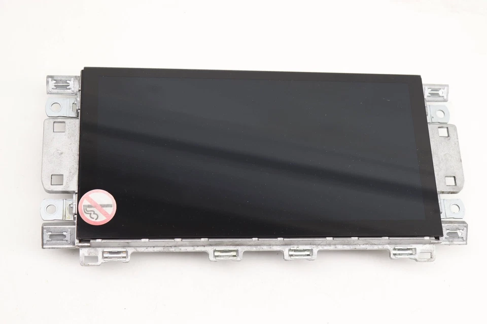 AUDI A3 QUATTRO 2022-2024 - Radio Pantalla Táctil 10.1" / Unidad Pantalla LCD MMI Foto 2 de 4