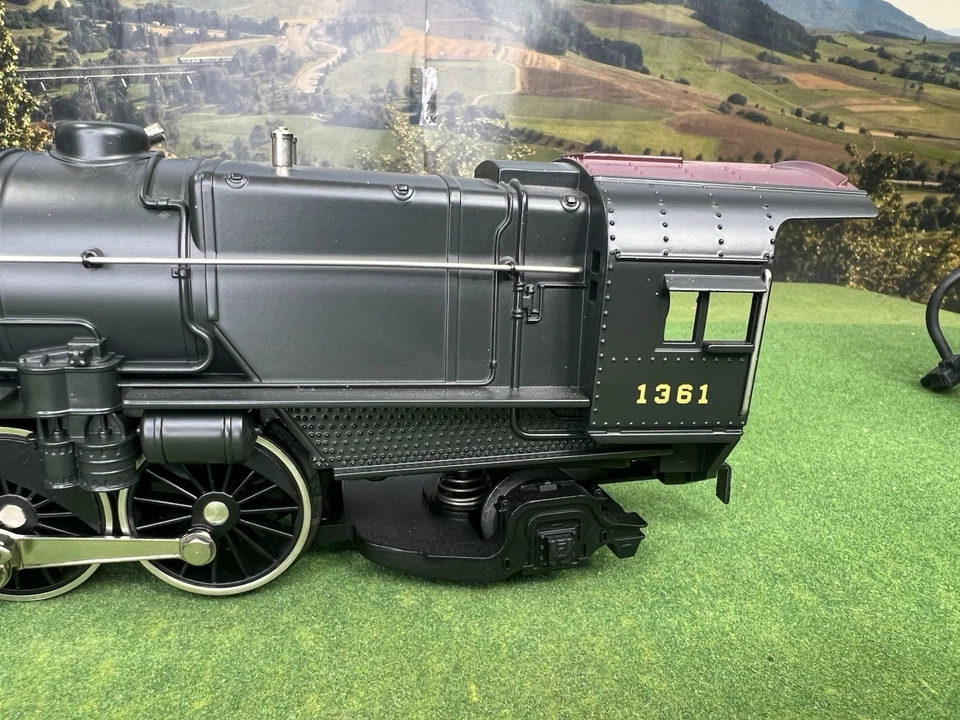 MTH RAILKING 30-1115-1 PENNSYLVANIA K-4S 4-6-2 STEAM LOCO/TENDER PS.1 #1361 PRR - Image 4 of 4