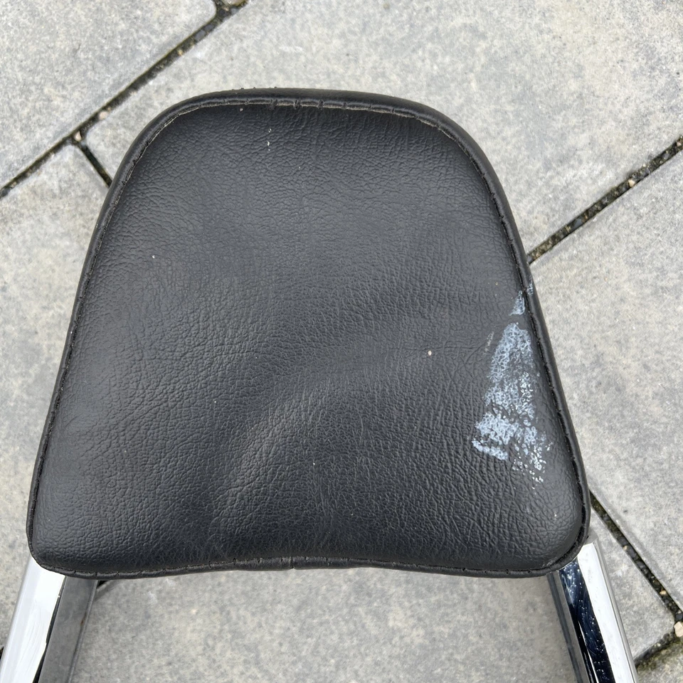 Respaldo trasero Suzuki VZ800 Intruder M800 Sissy Bar (2) 07 Y0155 Foto 2 de 4