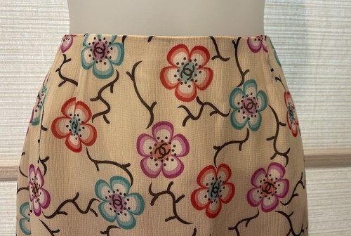 CHANEL Silk Logo Different Color CC Flowers Cherry Blossom Skirt Sz. 42~ Mint - Picture 2 of 9