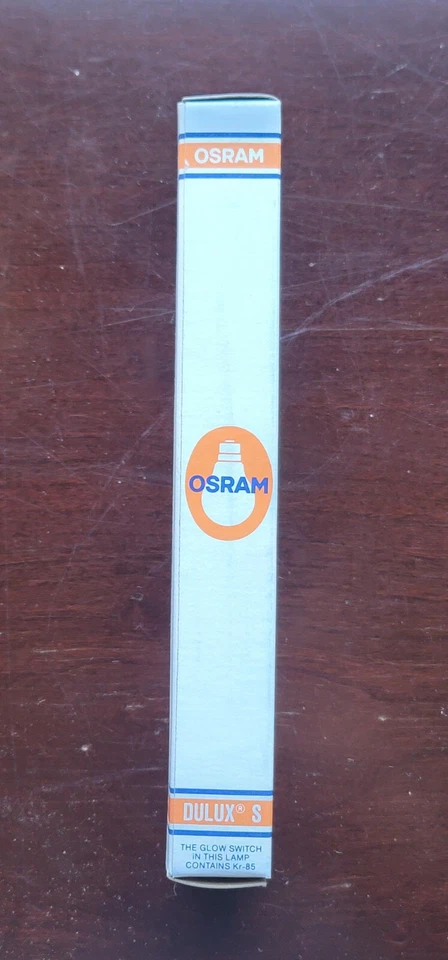 9W 欧司朗 DULUX S 双紧凑型 (x29) 花朵灯 F9/27K 底座 G23 — 第 3/3 张图片